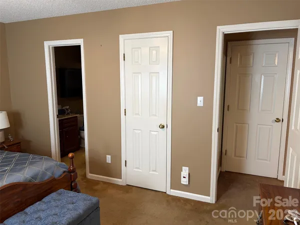 $185,000 | 605 8th Avenue Southwest, Unit D5, Conover, NC 28613