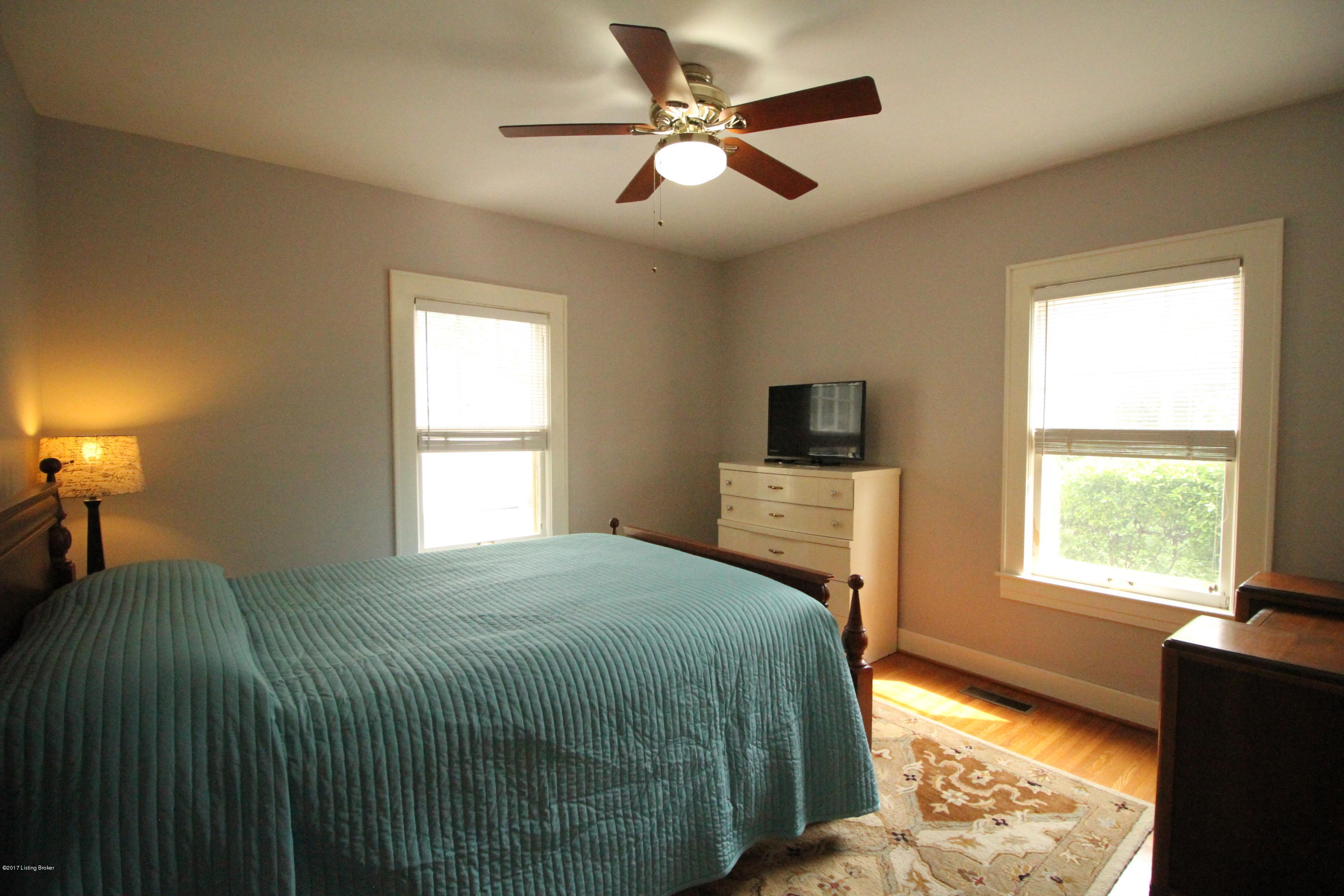 2319 Manchester Road Louisville, KY 40205 - Photo 16 of 40 16