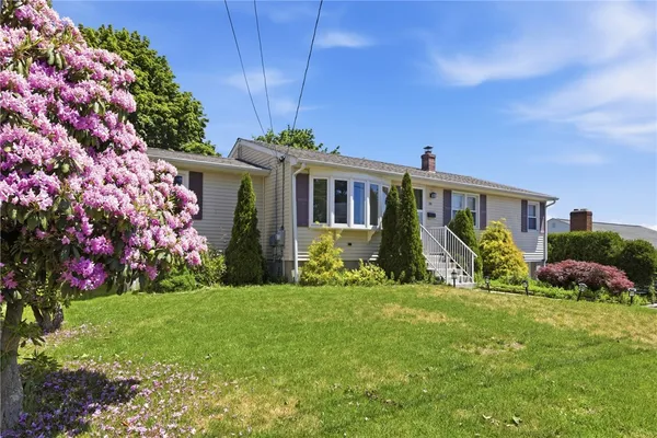 $509,900 | 39 Salem Avenue, Cranston, RI 02920