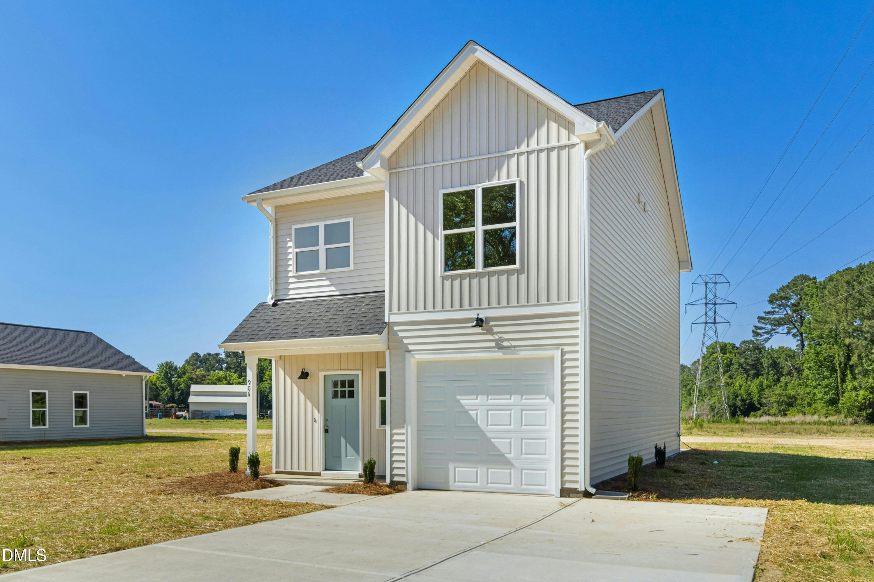 906 Butler Drive Erwin, NC 28339 - Photo 2 of 26