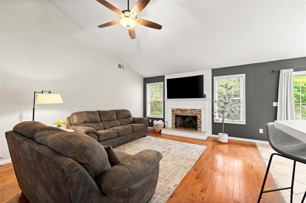 5622 Riverside Walk Drive Northeast Sugar Hill, GA 30518 - Photo 10 of 36