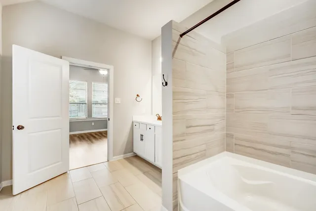 $315,000 | 119 Winged Elm Court, Conroe, TX 77318