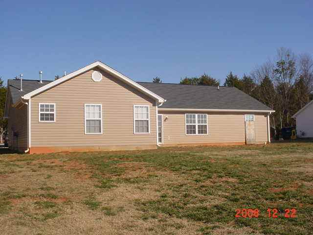 328 Creamer Road Anderson, SC 29625 - Photo 2 of 4