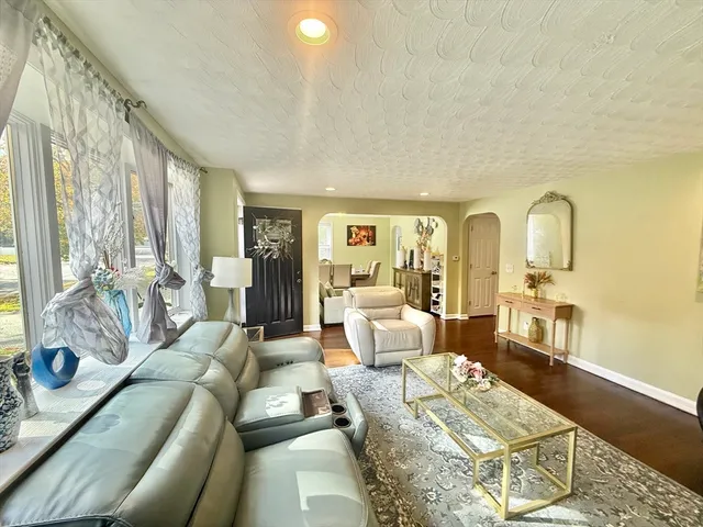 $574,900 | 163 Atkinson Avenue, Stoughton, MA 02072