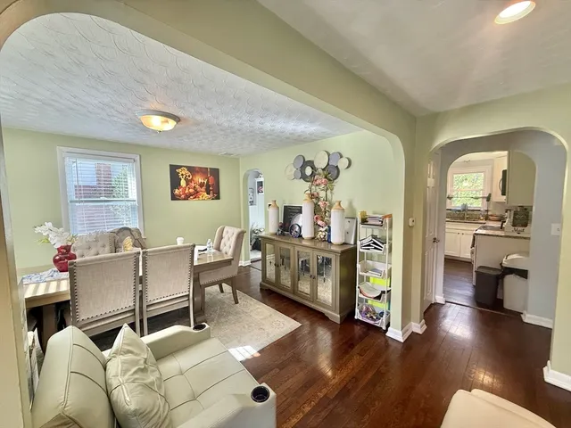 a view of entryway and hall