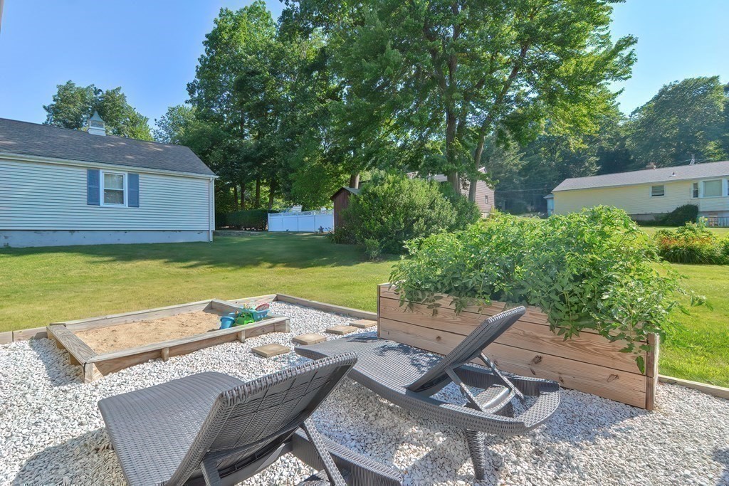7 Larchwood Road Paxton, MA 01612 - Photo 25 of 27 Gallery Image 25