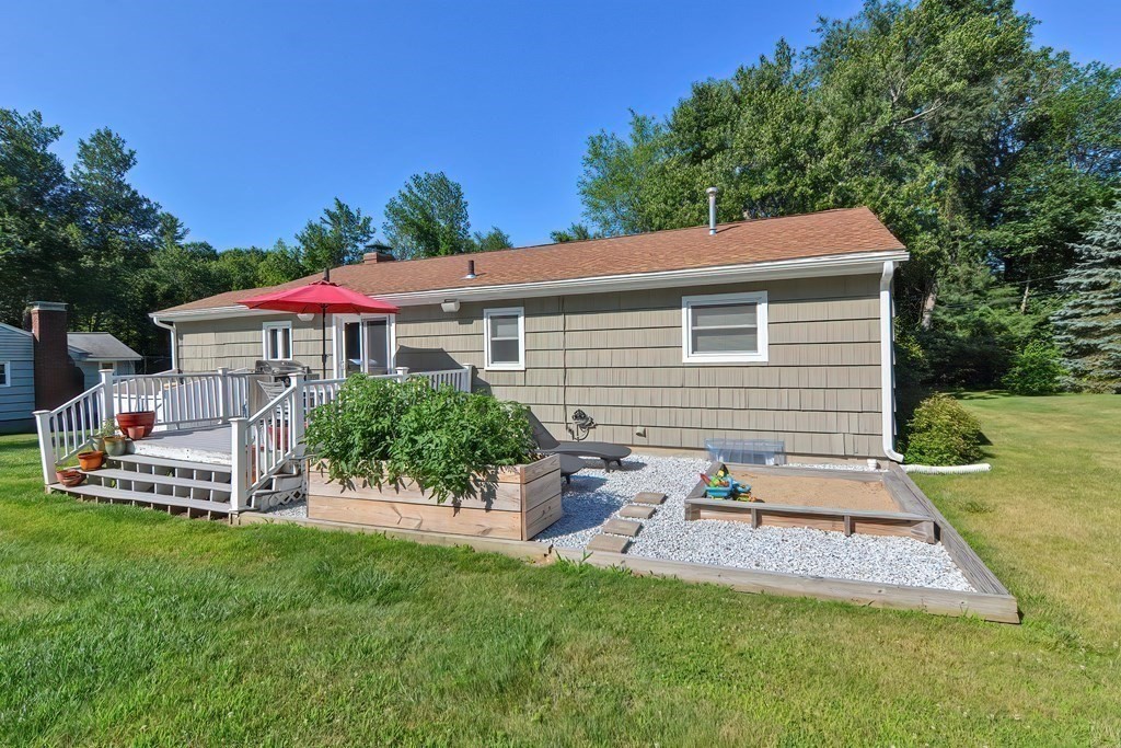 7 Larchwood Road Paxton, MA 01612 - Photo 3 of 27 Gallery Image 3