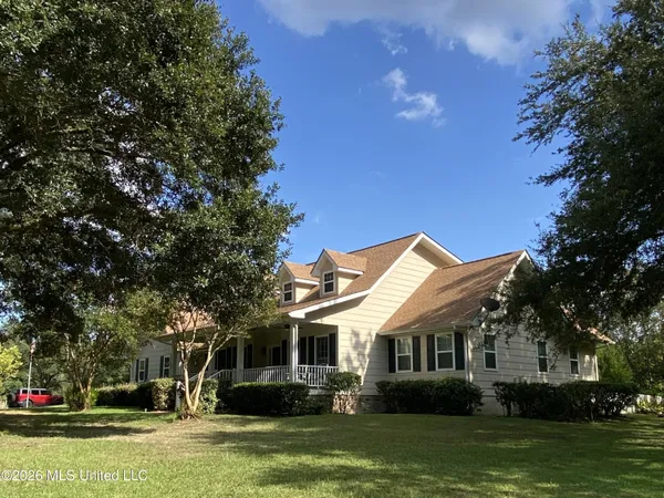 $850,000 | 299 Quitman Perry Road, Carriere, MS 39426