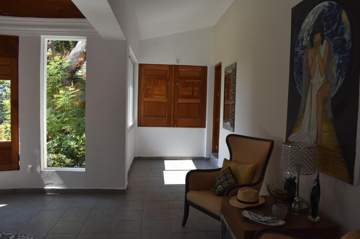 23 Privada Vergel Hillview, IL 62050 - Photo 12 of 17 a workspace with furniture and a window