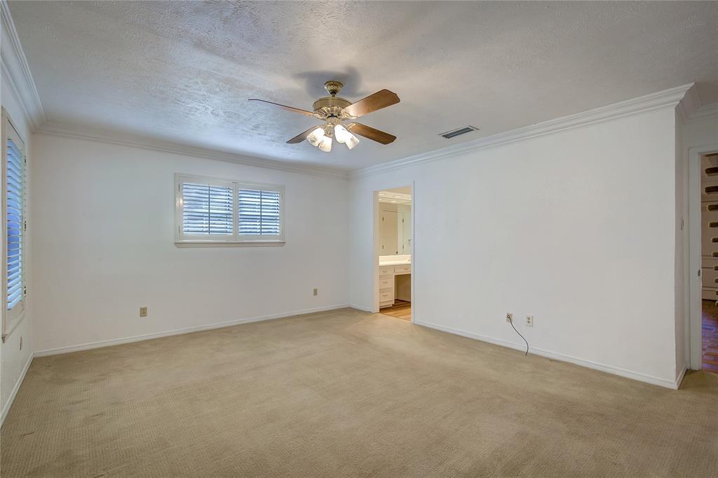 18 Mullaney Road Greenville, TX 75402 - Photo 18 of 37 a view of an empty room with a window