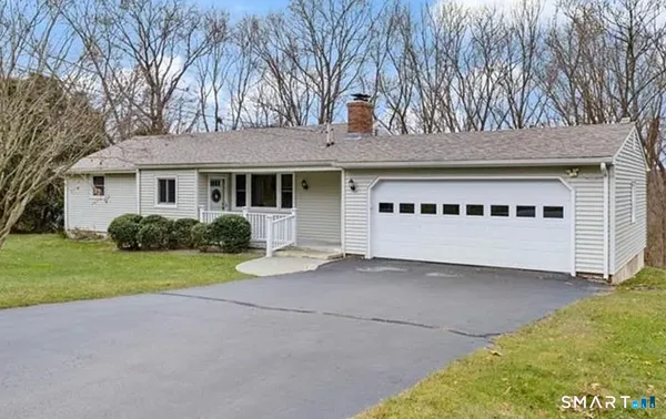 $329,000 | 33 Lauren Lane, Norwich, CT 06360