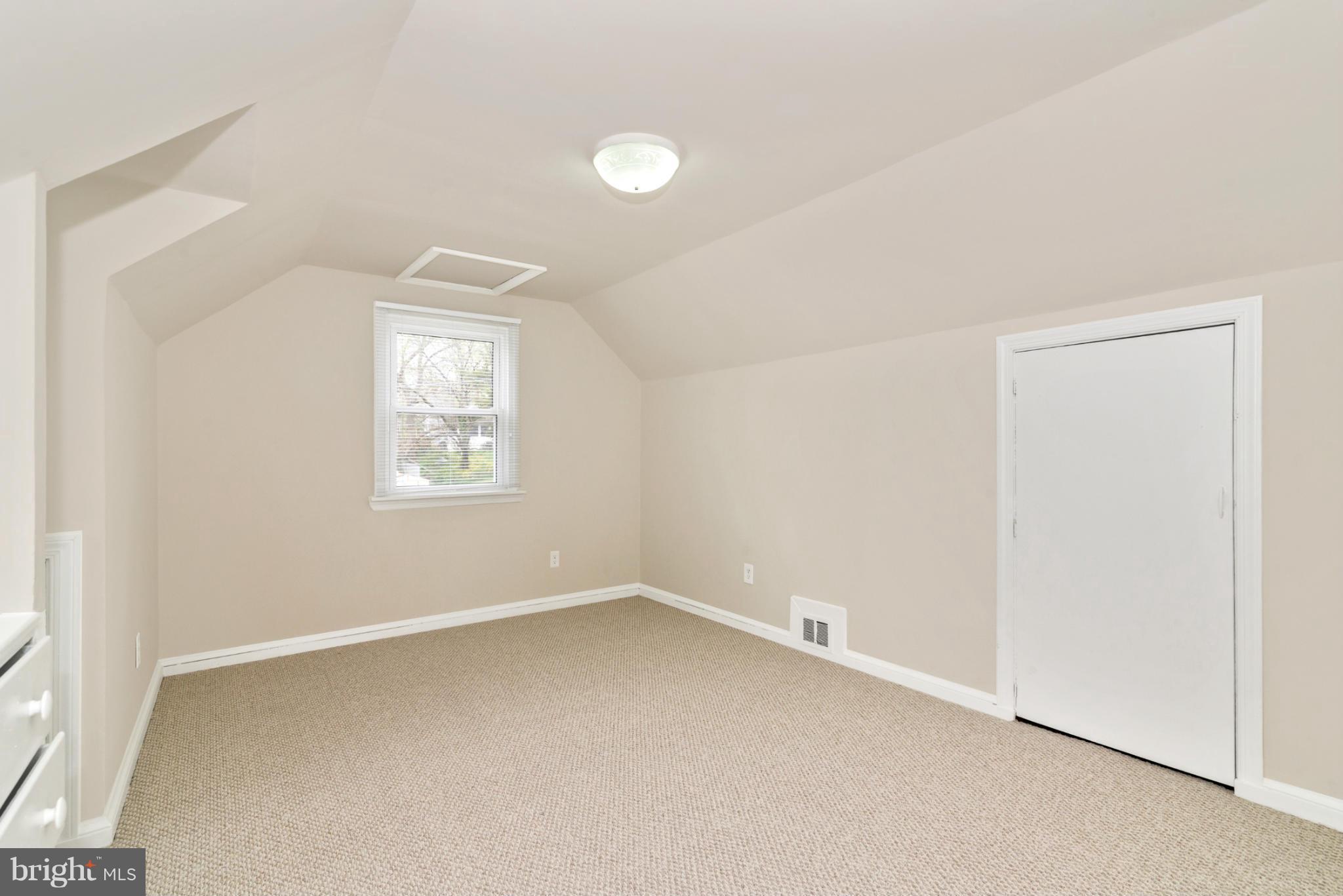 2801 Weisman Road Silver Spring, MD 20902 - Photo 18 of 30 an empty room with a window