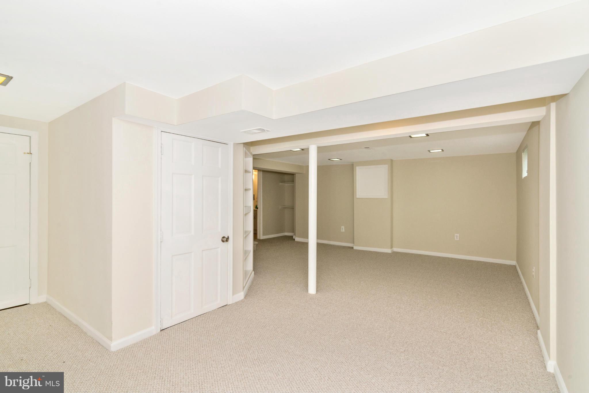 2801 Weisman Road Silver Spring, MD 20902 - Photo 22 of 30 an empty room with closet area
