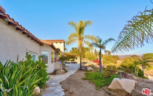 $2,950,000 | 3051 Don Rolando, Escondido, CA 92025
