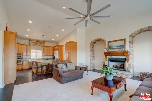 $2,950,000 | 3051 Don Rolando, Escondido, CA 92025