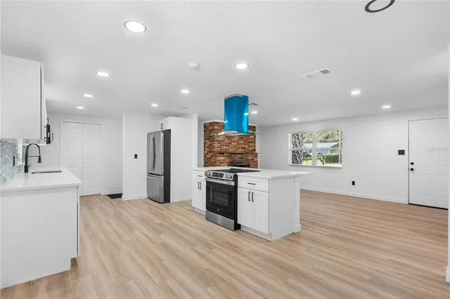 $395,000 | 2330 Pleasant Drive, Longwood, FL 32779