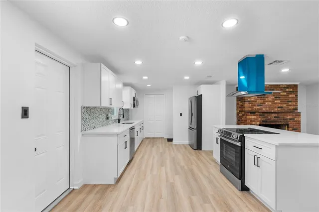 $395,000 | 2330 Pleasant Drive, Longwood, FL 32779