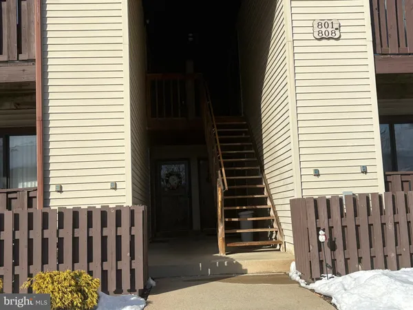 $2,200 | 802 Lindsey Court, Marlton, NJ 08053