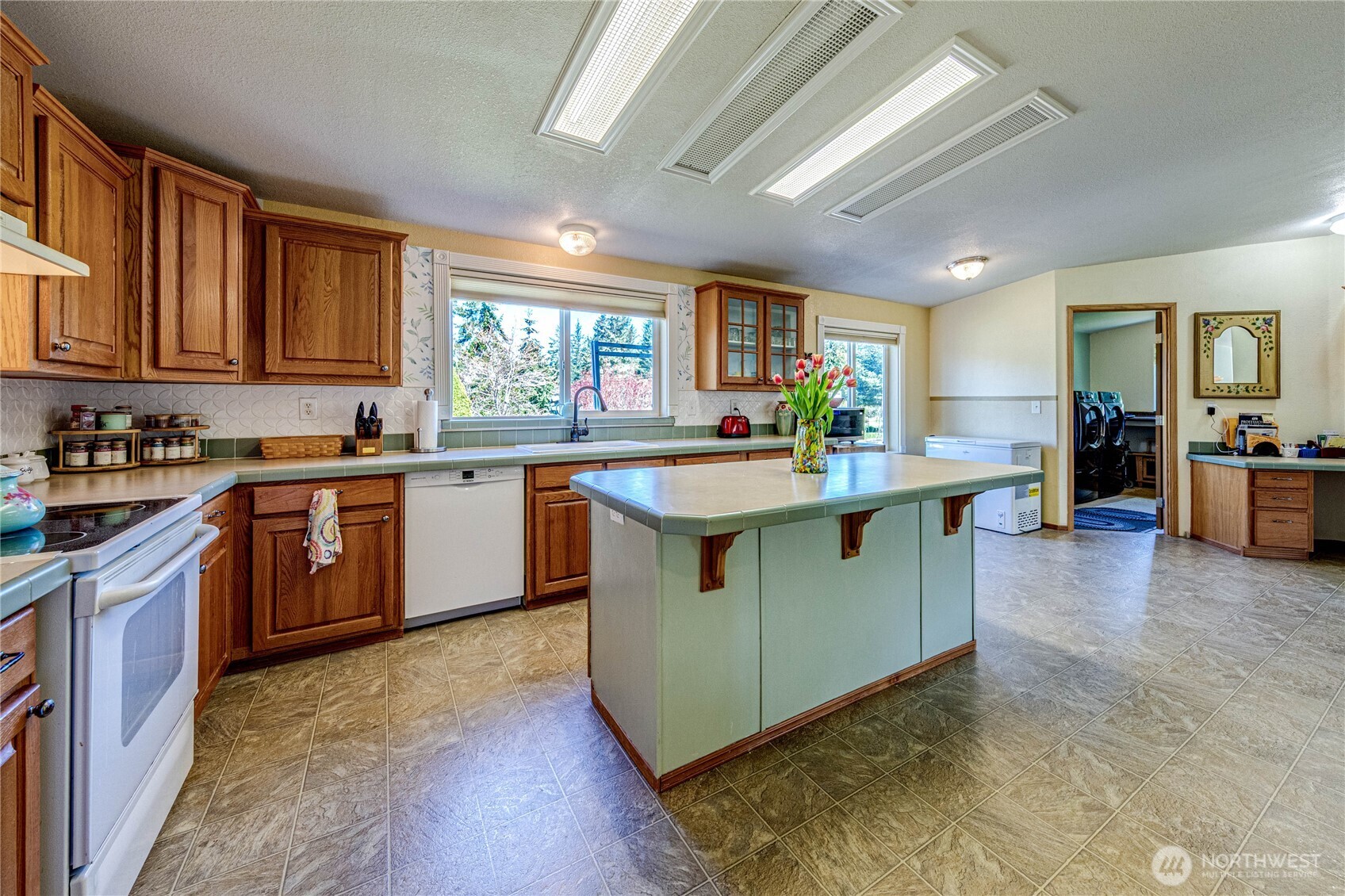 64 Johnson Road Port Angeles, WA 98363 - Photo 9 of 31 Gallery Image 9