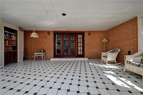 $369,000 | 3404 North Labarre Road, Metairie, LA 70002