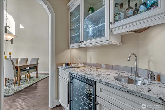 $3,250,000 | 21256 39th St Court East, Lake Tapps, WA 98391