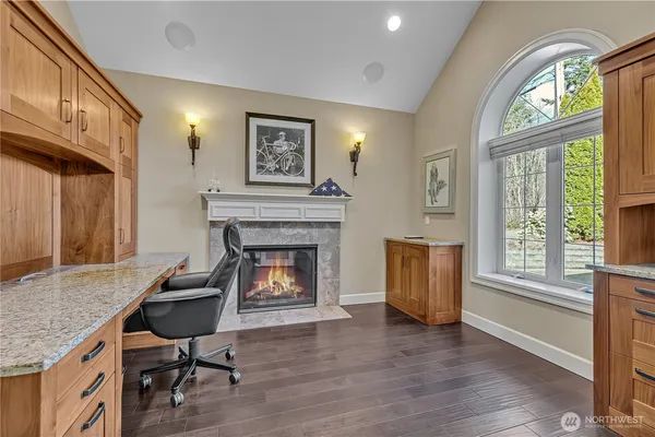 $3,250,000 | 21256 39th St Court East, Lake Tapps, WA 98391