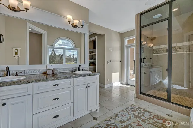 $3,250,000 | 21256 39th St Court East, Lake Tapps, WA 98391