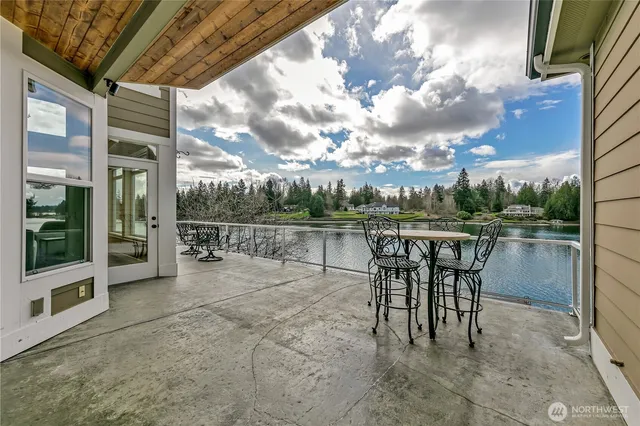 $3,250,000 | 21256 39th St Court East, Lake Tapps, WA 98391
