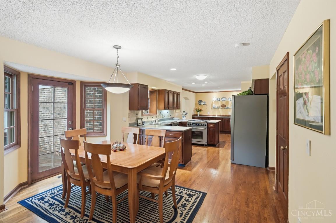 6046 Gaines Road Cincinnati, OH 45247 - Photo 17 of 78