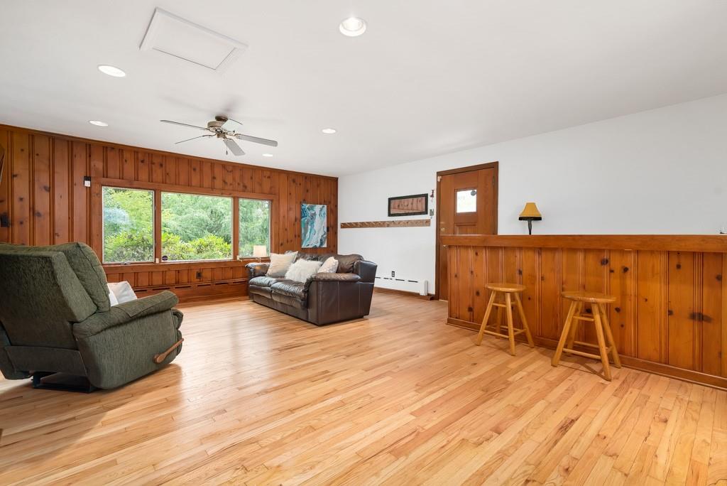 548 Steiner Bridge Road Valencia, PA 16059 - Photo 10 of 25