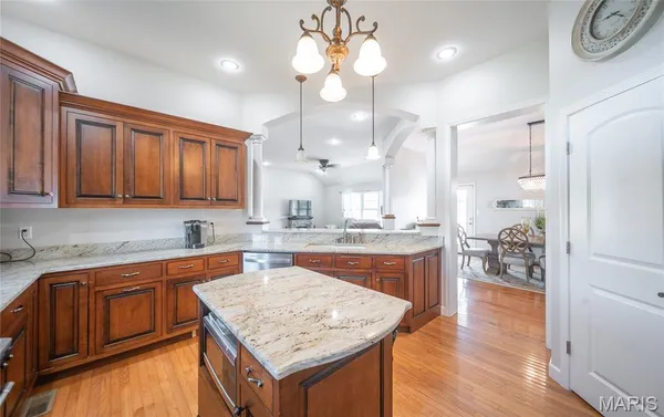 $584,999 | 1021 Madison 523, Fredericktown, MO 63645