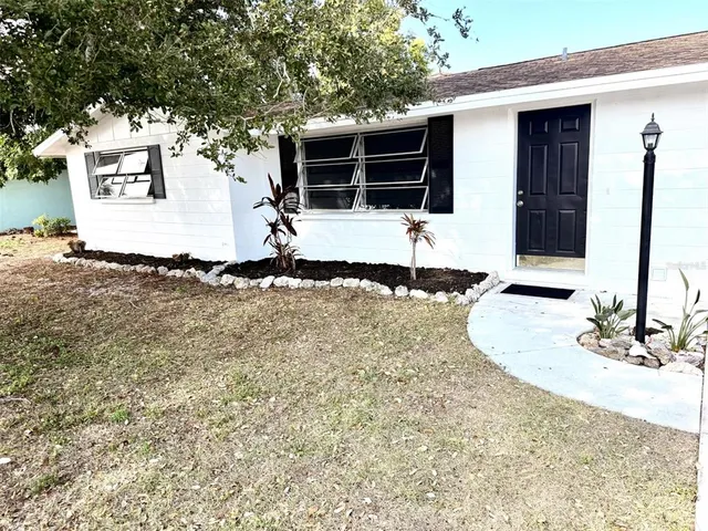 $259,000 | 114 Sunnyside Drive, Venice, FL 34293