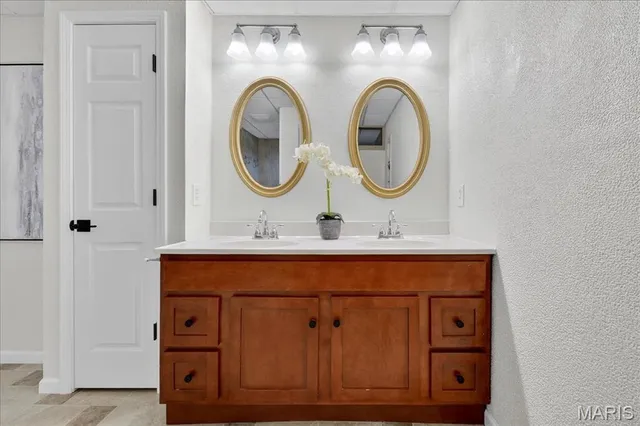 $699,900 | 5028 Fischer Way, Imperial, MO 63052