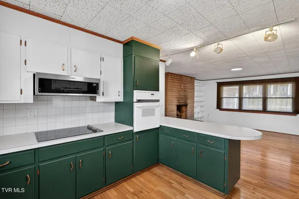 $264,000 | 42 Hurt Avenue, Lebanon, VA 24266