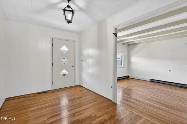 $264,000 | 42 Hurt Avenue, Lebanon, VA 24266