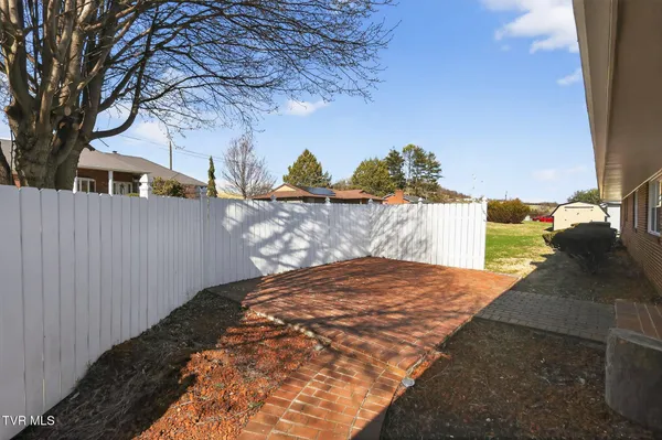 $264,000 | 42 Hurt Avenue, Lebanon, VA 24266