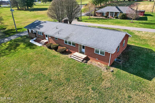 $264,000 | 42 Hurt Avenue, Lebanon, VA 24266