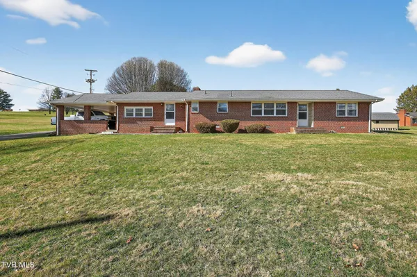 $264,000 | 42 Hurt Avenue, Lebanon, VA 24266