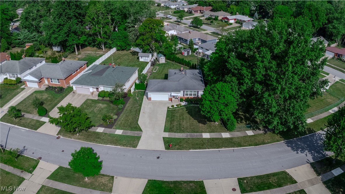 6417 Eastondale Road Cleveland, OH 44124 - Photo 31 of 34 Aerial view