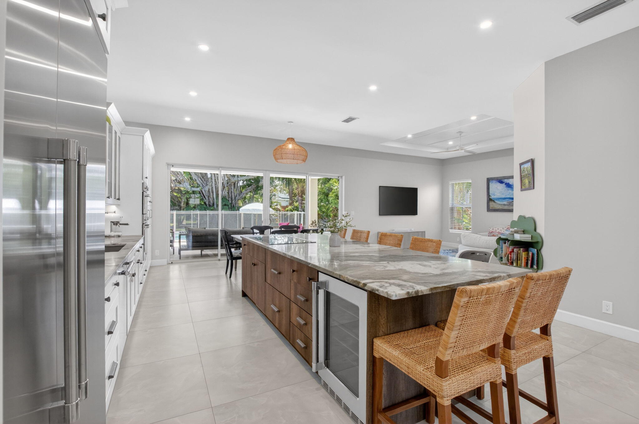 264 Northwest 45th Street Boca Raton, FL 33431 - Photo 11 of 63 Beverage Fridge