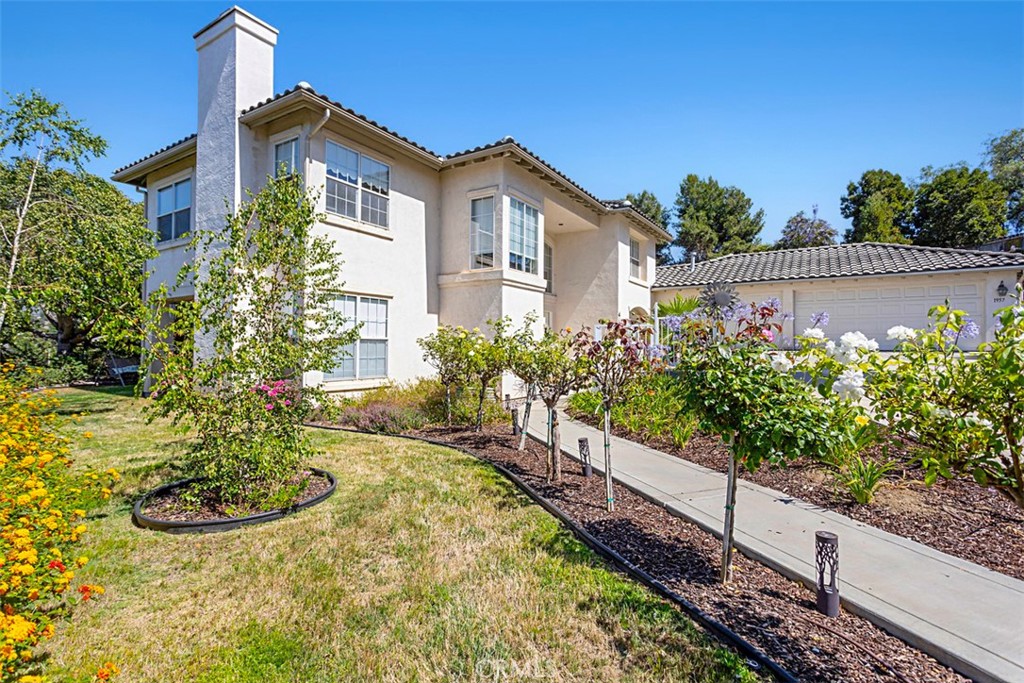 1957 Cresthaven Drive Vista, CA 92084 - Photo 31 of 47 a view of a garden with plants