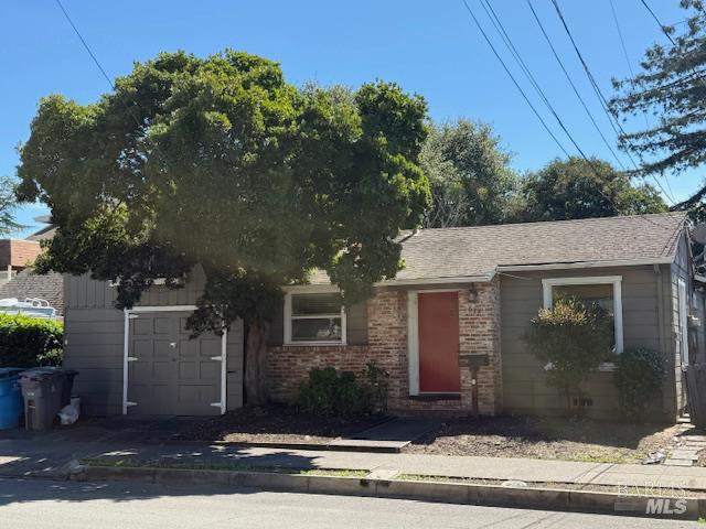 618 Benton Street Santa Rosa, CA 95404 - Photo 1 of 27 front view of house