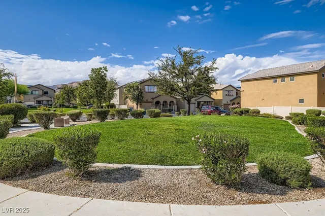 $2,050 | 9519 West Wooded Heights Avenue, Las Vegas, NV 89148