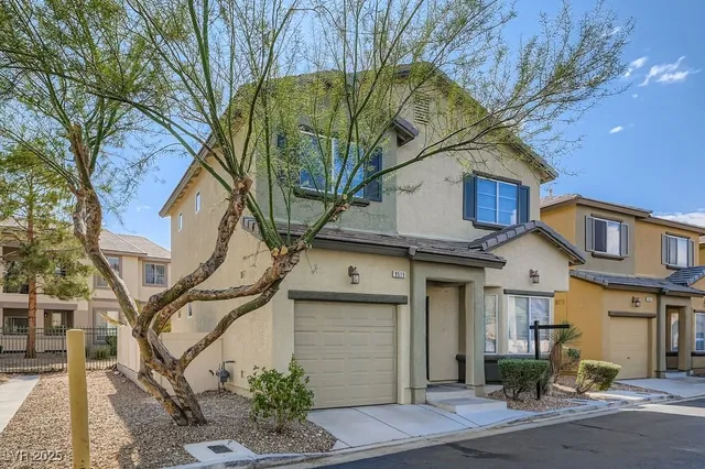$2,050 | 9519 West Wooded Heights Avenue, Las Vegas, NV 89148