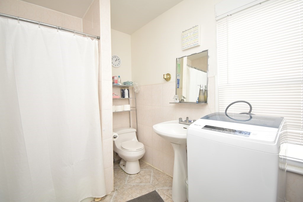 36 Forest Street Springfield, MA 01108 - Photo 33 of 42
