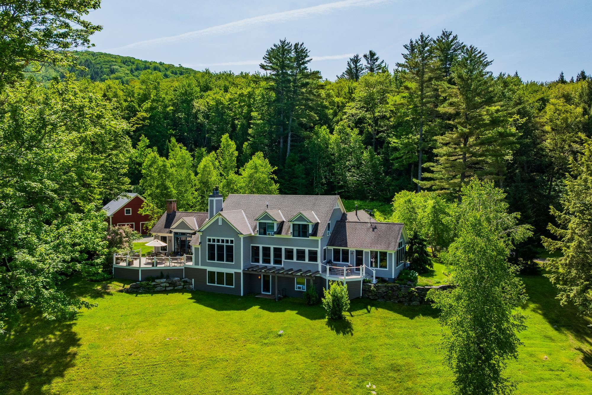 207 Boynton Road Londonderry, VT 05148 - Photo 4 of 53