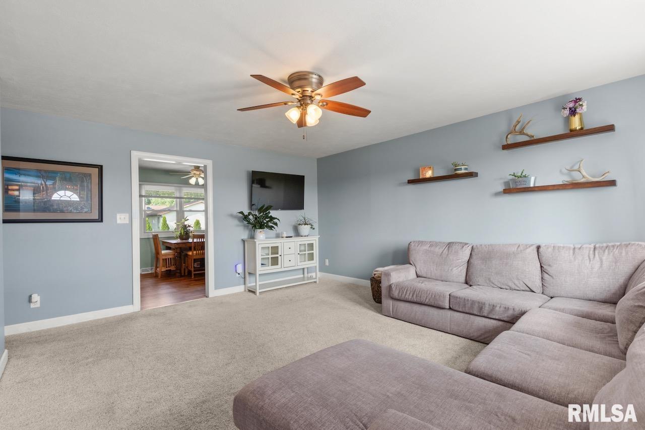 1705 West Cloverdale Road Chillicothe, IL 61523 - Photo 6 of 33 Gallery Image 6