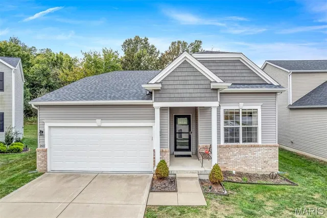 $359,900 | 263 Thorn Brook Drive, O'Fallon, MO 63366