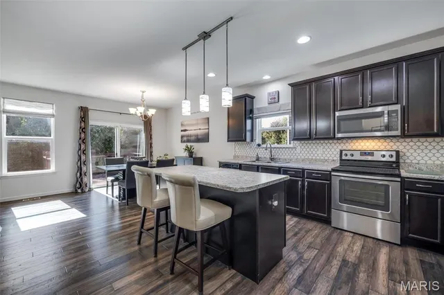 $359,900 | 263 Thorn Brook Drive, O'Fallon, MO 63366