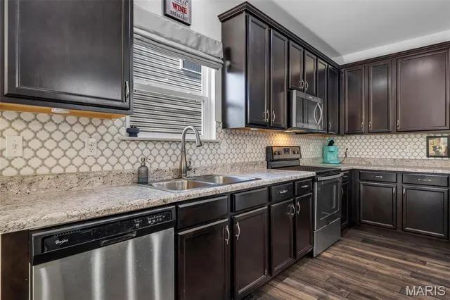 $359,900 | 263 Thorn Brook Drive, O'Fallon, MO 63366